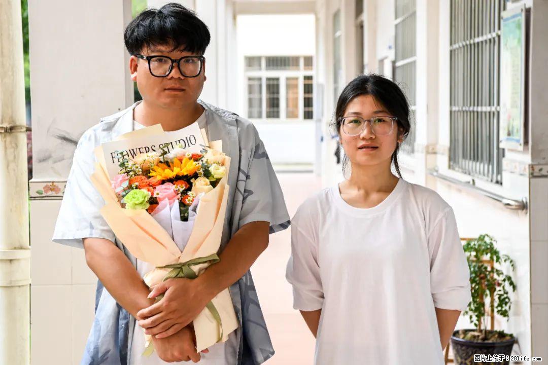 全网追的“扁担女孩”，找了一份暑假工，时薪12元 - 资阳生活资讯 - 资阳28生活网 zy.28life.net